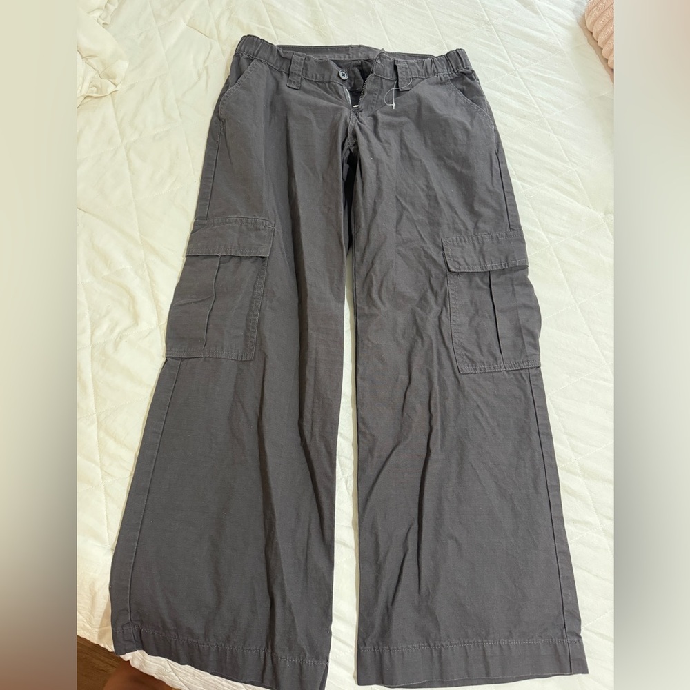 Women’s gray brandy Melville Cargo Pants
